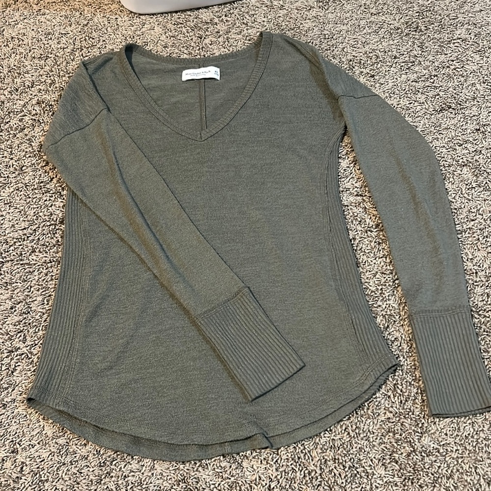 Abercrombie & Fitch Sweater